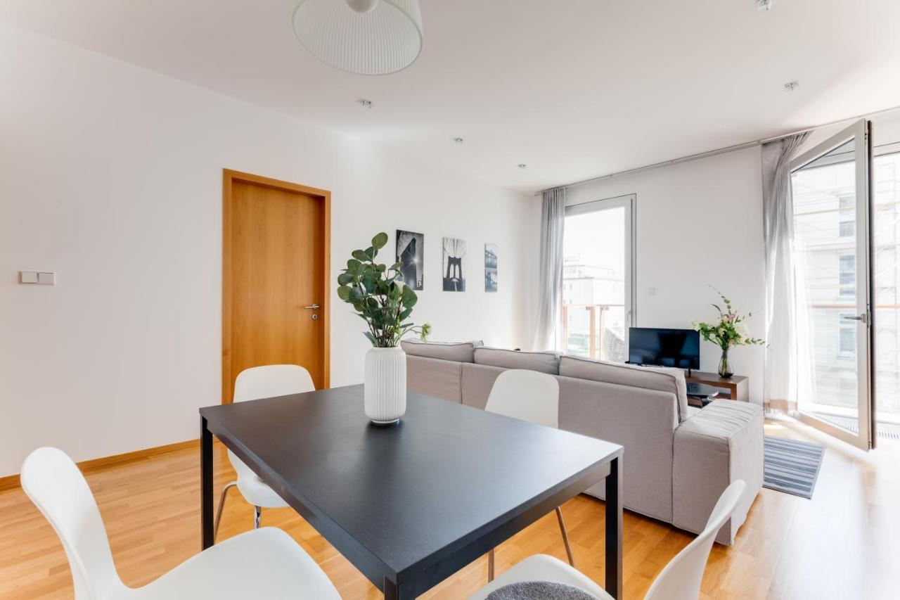 Teichmann Premium Apartments Прага Екстериор снимка