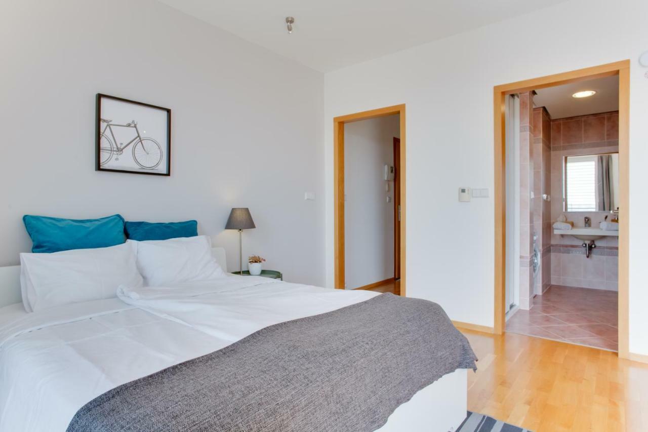 Teichmann Premium Apartments Прага Екстериор снимка